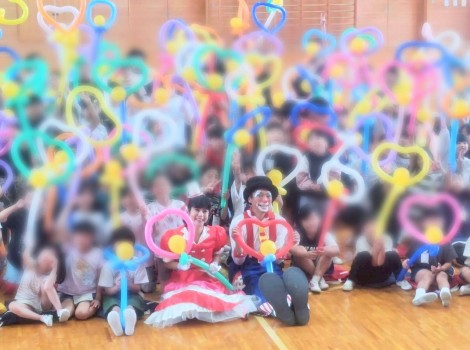 えみお姉さんとクラウンココロ