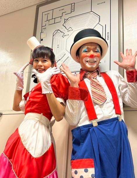 えみお姉さん＆クラウンココロ